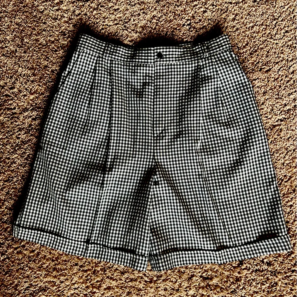 **SOLD** VTG. USA 80’s Black & White Houndstooth/Small Gingham Bermuda Short NWT - Picture 1 of 12